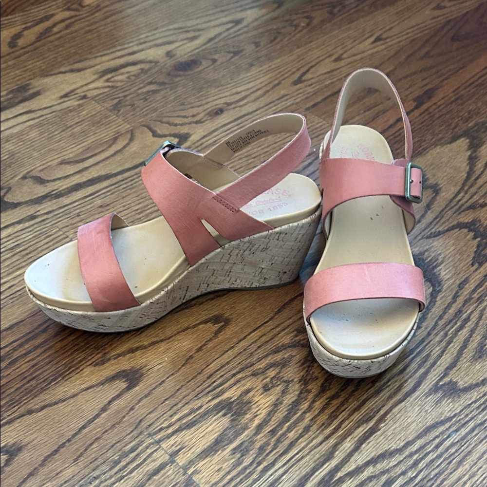 Kork-Ease Aimeho Wedge Sandals, size 8, color Rust, leather
